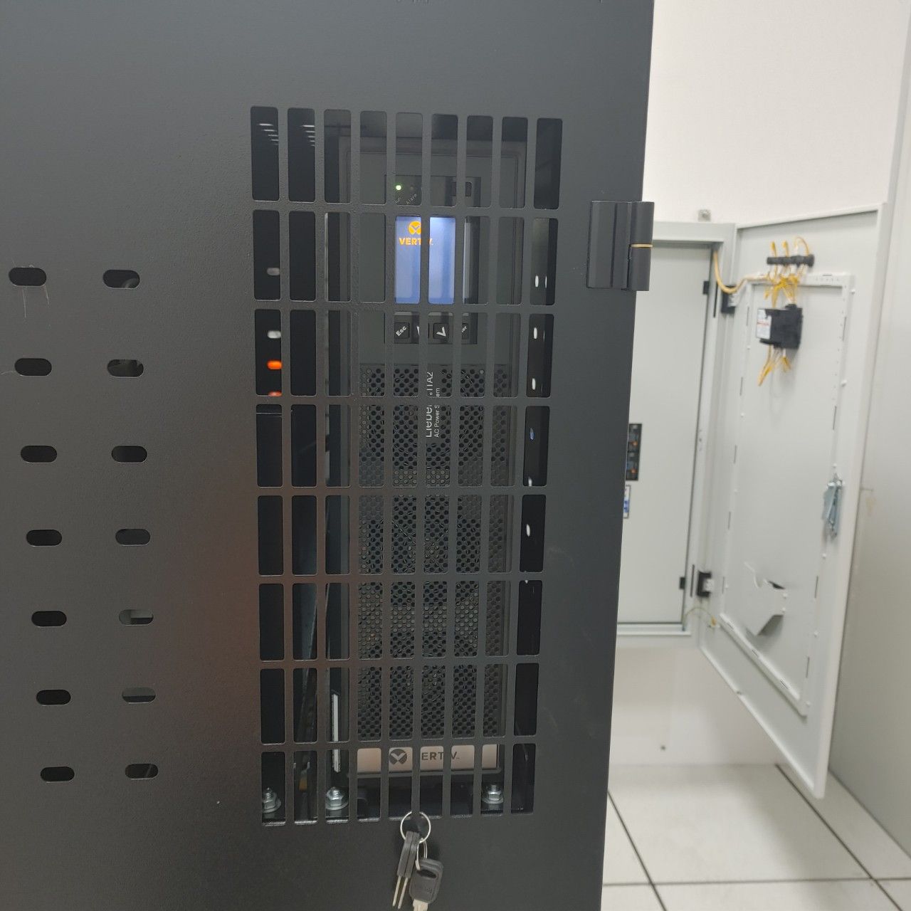 Bộ Lưu Điện ITA-40k00AL3302P00