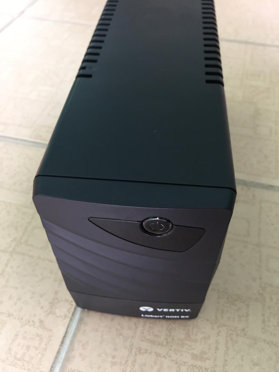 UPS 600VA